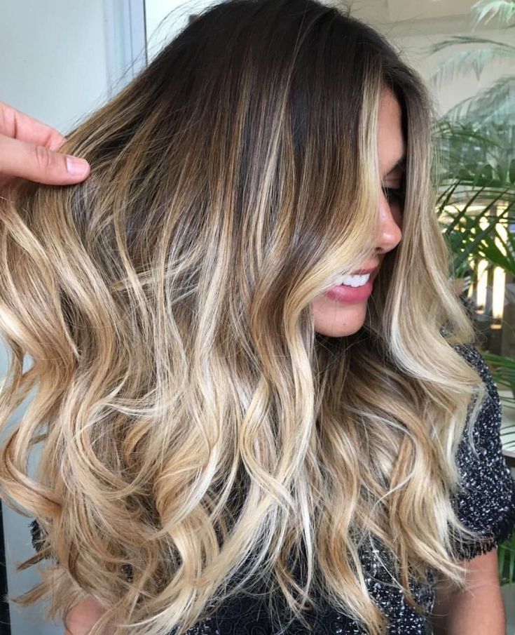 Mèches californiennes sur cheveux foncés