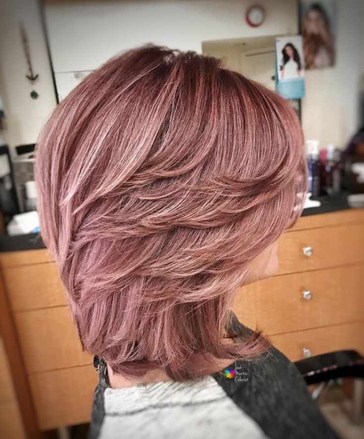 (+135 photos) Cascade graduée pour cheveux mi-longs