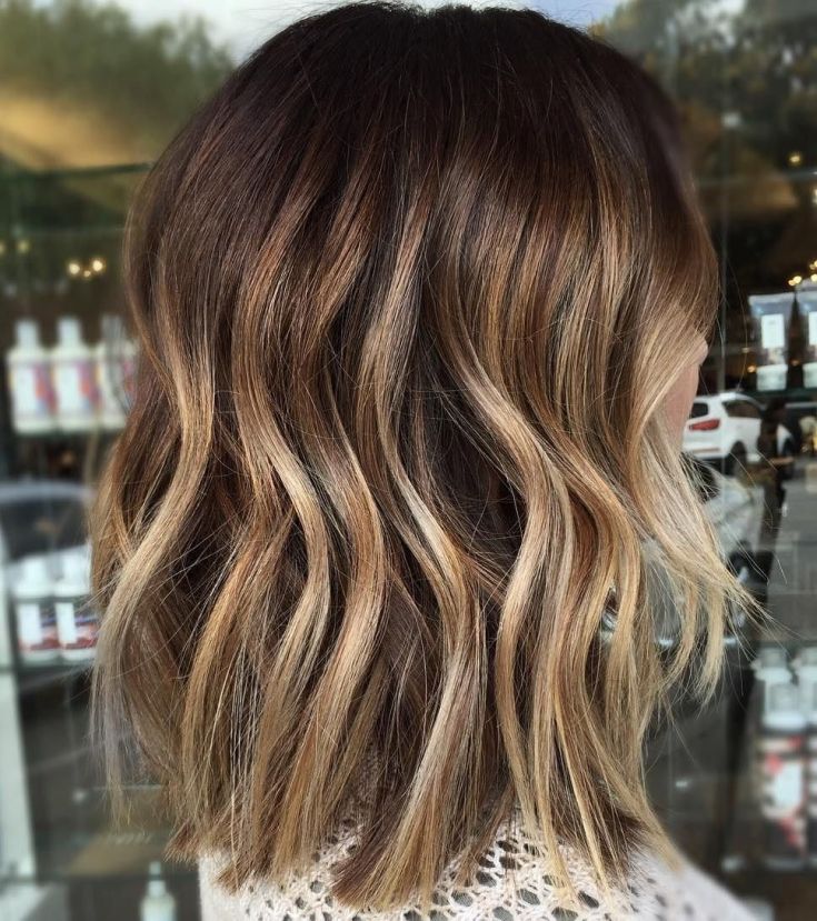 Mèches californiennes sur cheveux foncés