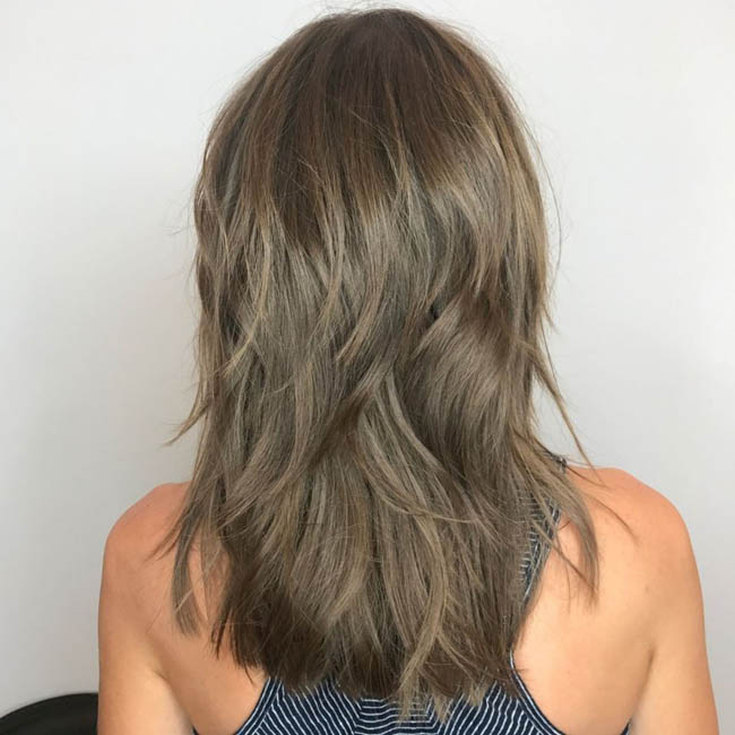 (+192 photos) Coupe de cheveux rétro Aurora années 80