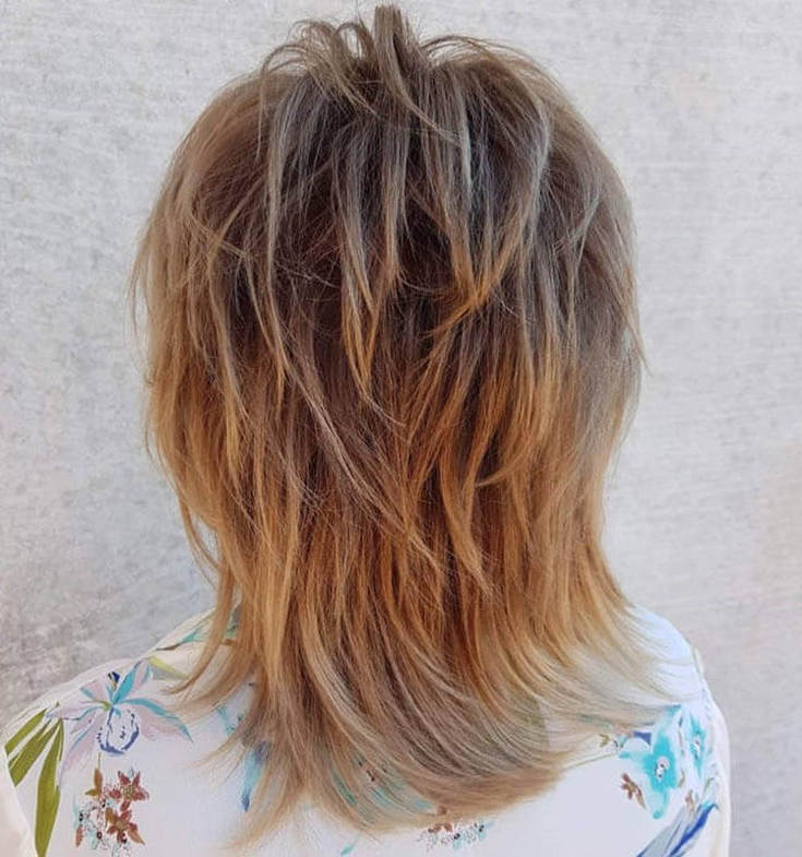 (+192 photos) Coupe de cheveux rétro Aurora années 80