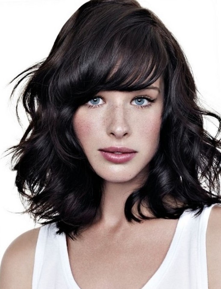 (+192 photos) Coupe de cheveux rétro Aurora années 80