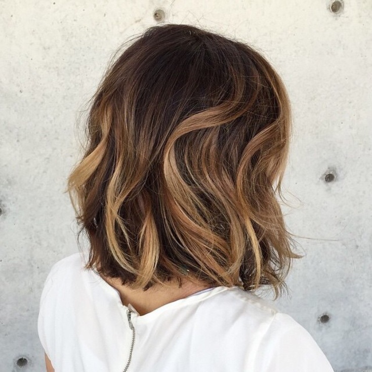 Mèches californiennes sur cheveux foncés