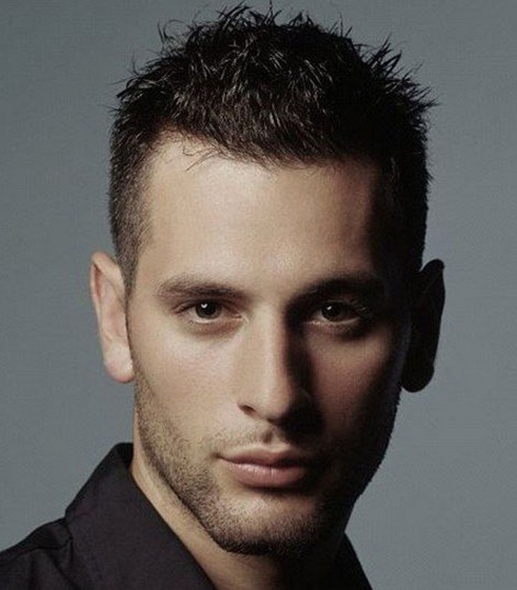 (+183 photos) Hérisson de coupe de cheveux pour hommes