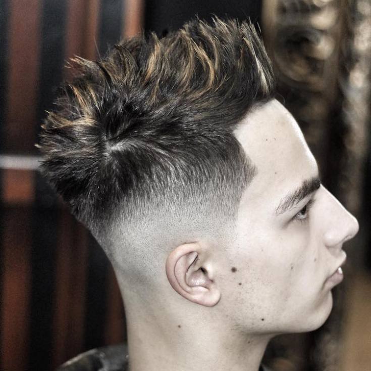 (+183 photos) Hérisson de coupe de cheveux pour hommes