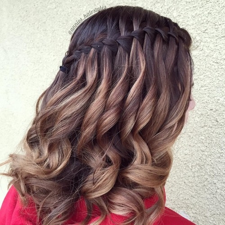 (+230 photos) Cascade de tissage de tresses
