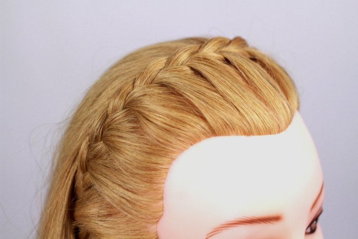 (+165 photos) Bandeau en queue de cochon avec cheveux dénoués (instructions photo étape par étape)