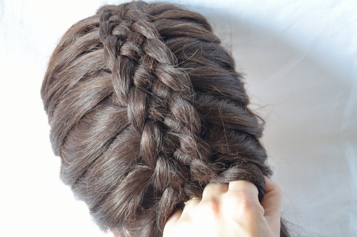 Tissage de tresses à partir de 5 brins (motifs de tissage pas à pas)