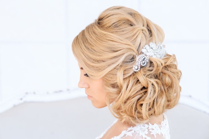 (+210 photos) Stylisme festif pour le nouvel an, fête d'entreprise, anniversaire, pour un mariage