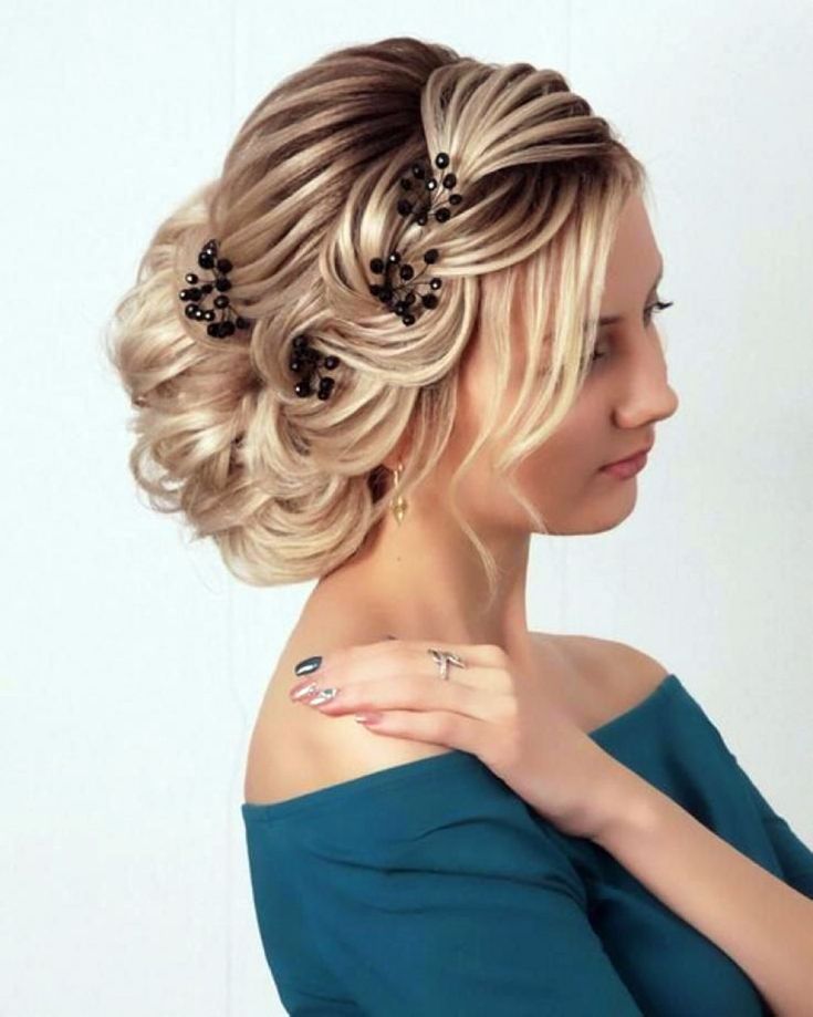 (+210 photos) Stylisme festif pour le nouvel an, fête d'entreprise, anniversaire, pour un mariage