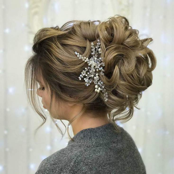 (+210 photos) Stylisme festif pour le nouvel an, fête d'entreprise, anniversaire, pour un mariage
