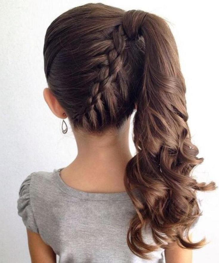 Coiffures faciles pour vous-même en 5 minutes pour les cheveux mi-longs à l'école