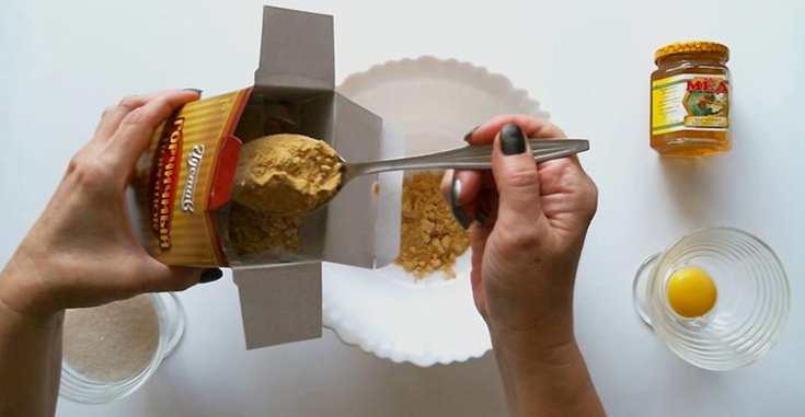 Masques à la moutarde pour la chute des cheveux