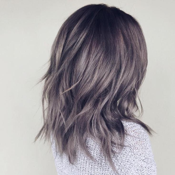(+180 photos) Nuances de couleur de cheveux cendrée