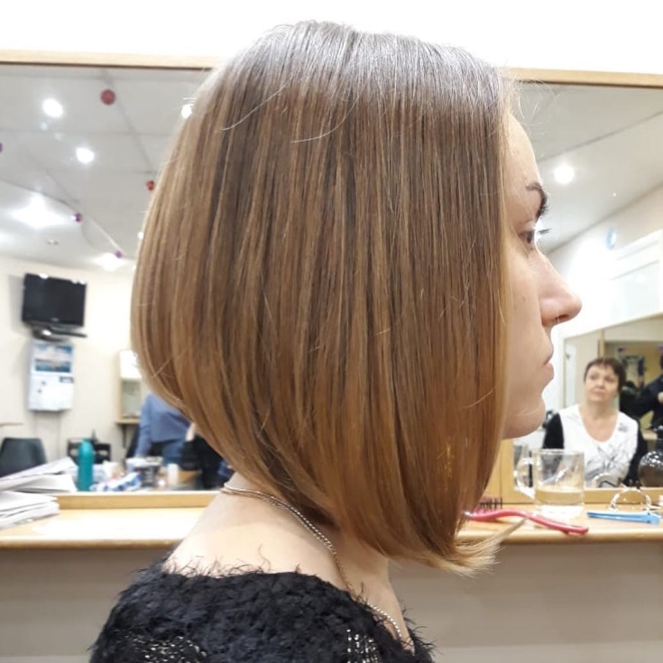 Couleur de cheveux châtain clair pour cheveux courts
