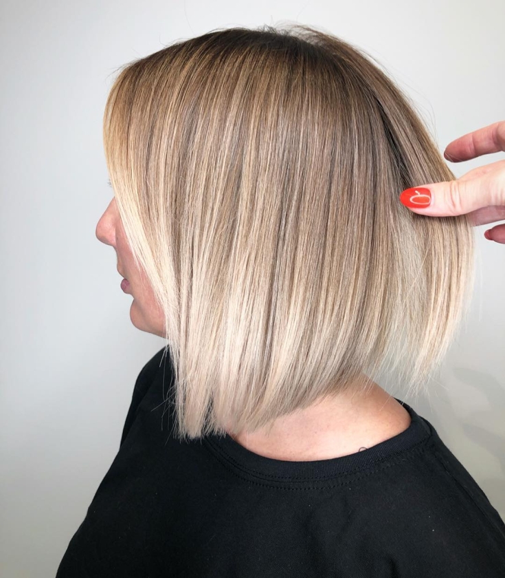 Couleur de cheveux châtain clair pour cheveux courts
