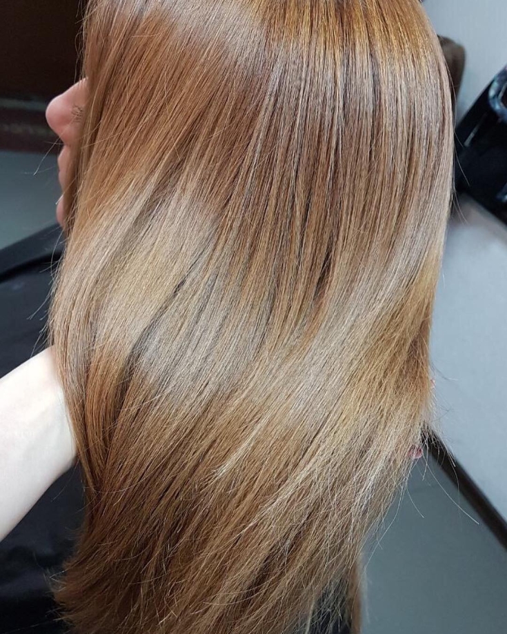 Photo couleur de cheveux blond doré