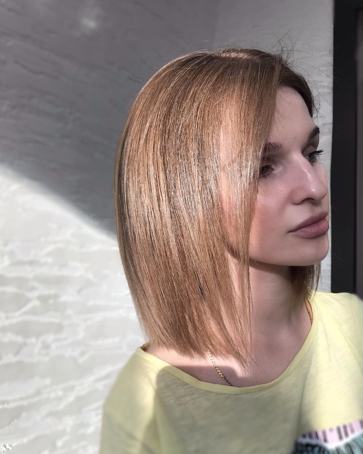 Couleur de cheveux châtain clair pour cheveux courts
