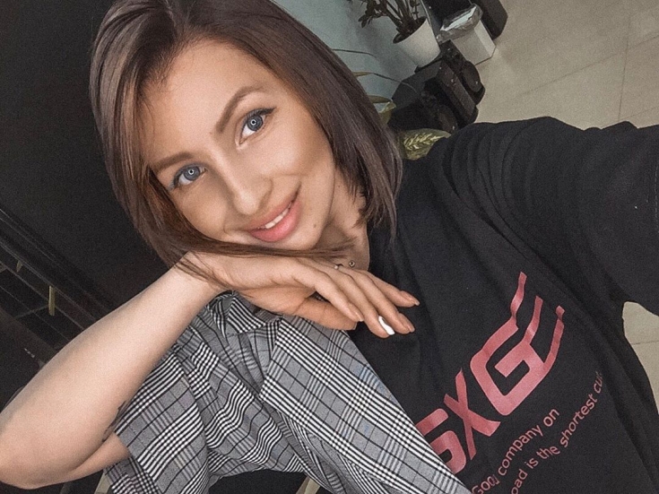 Couleur de cheveux châtain clair pour cheveux courts