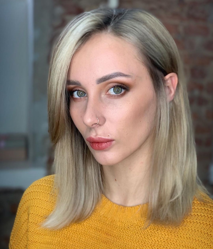 Couleur de cheveux châtain clair pour cheveux courts