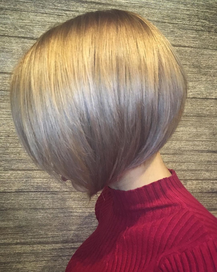 Couleur de cheveux châtain clair pour cheveux courts