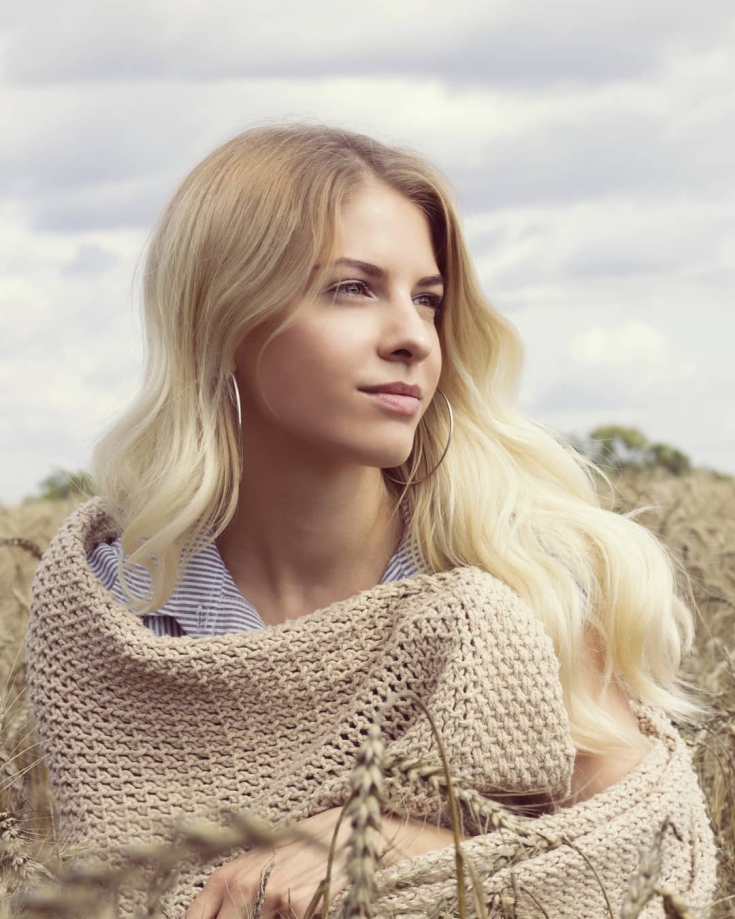 Photo couleur de cheveux blond doré