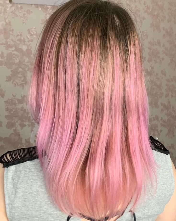 Couleur de cheveux blond rose