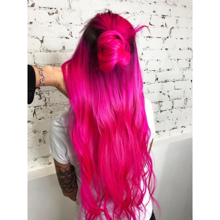 Couleur de cheveux blond rose