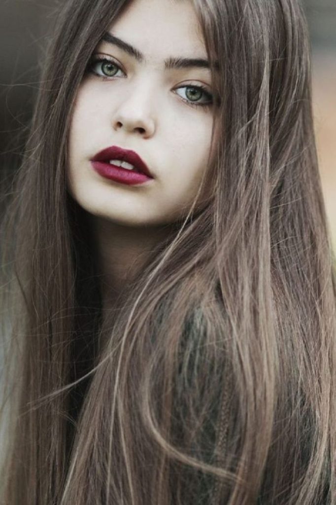 Photo couleur de cheveux blond foncé