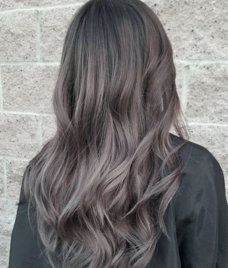 (+180 photos) Nuances de couleur de cheveux cendrée