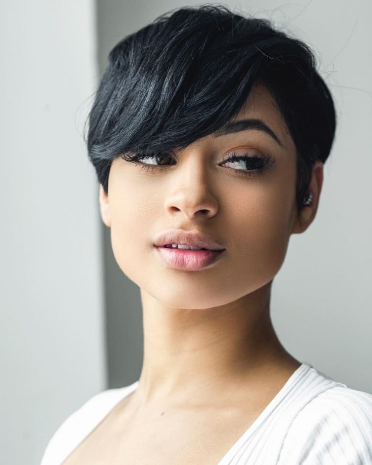 (+180 photos) Coloration cheveux noirs pour cheveux courts