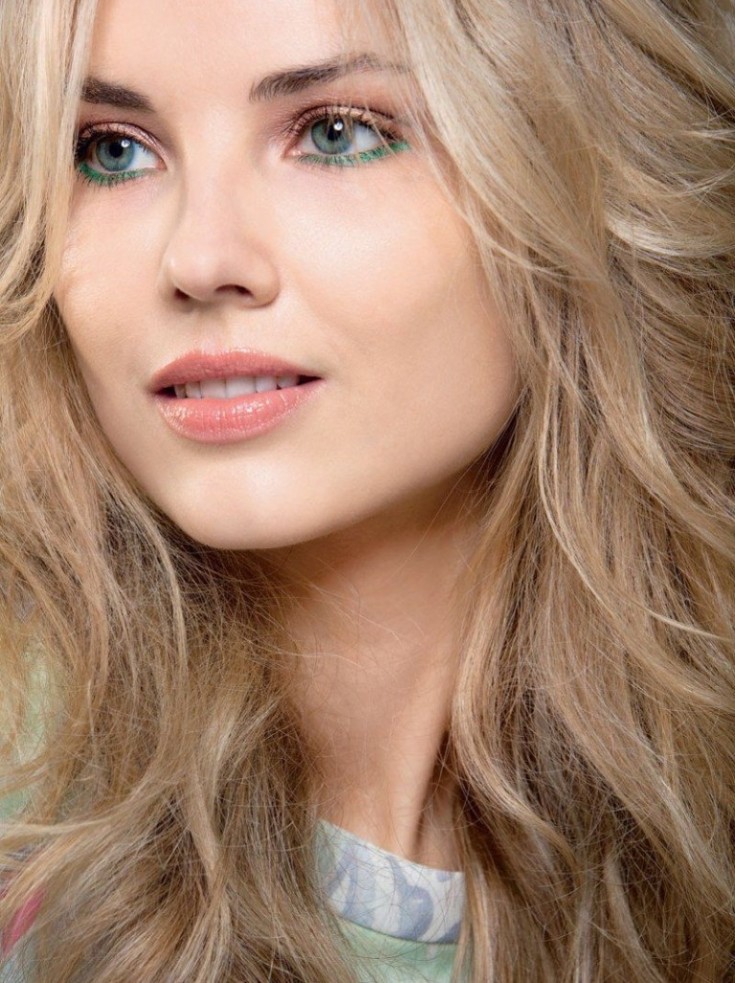 Couleur de cheveux claire pour les yeux gris