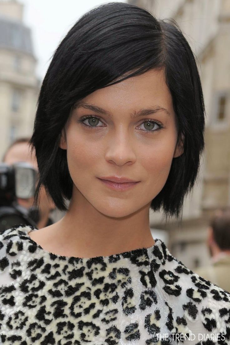 (+180 photos) Coloration cheveux noirs pour cheveux courts