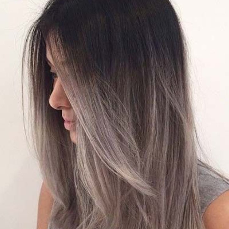 Couleur de cheveux noir cendré