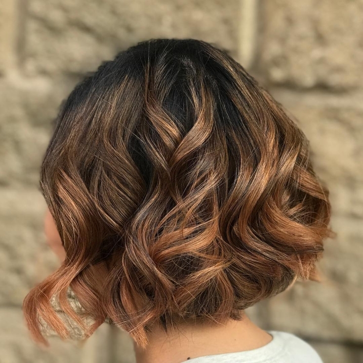 Couleur de cheveux caramel pour peau claire