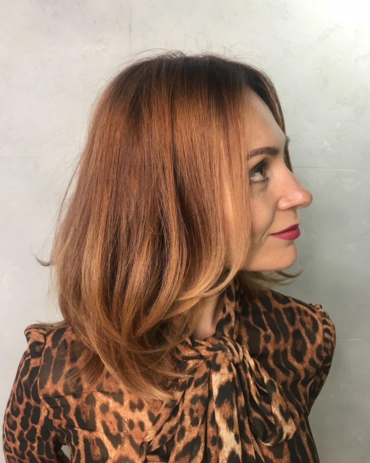 Couleur des cheveux noir et roux