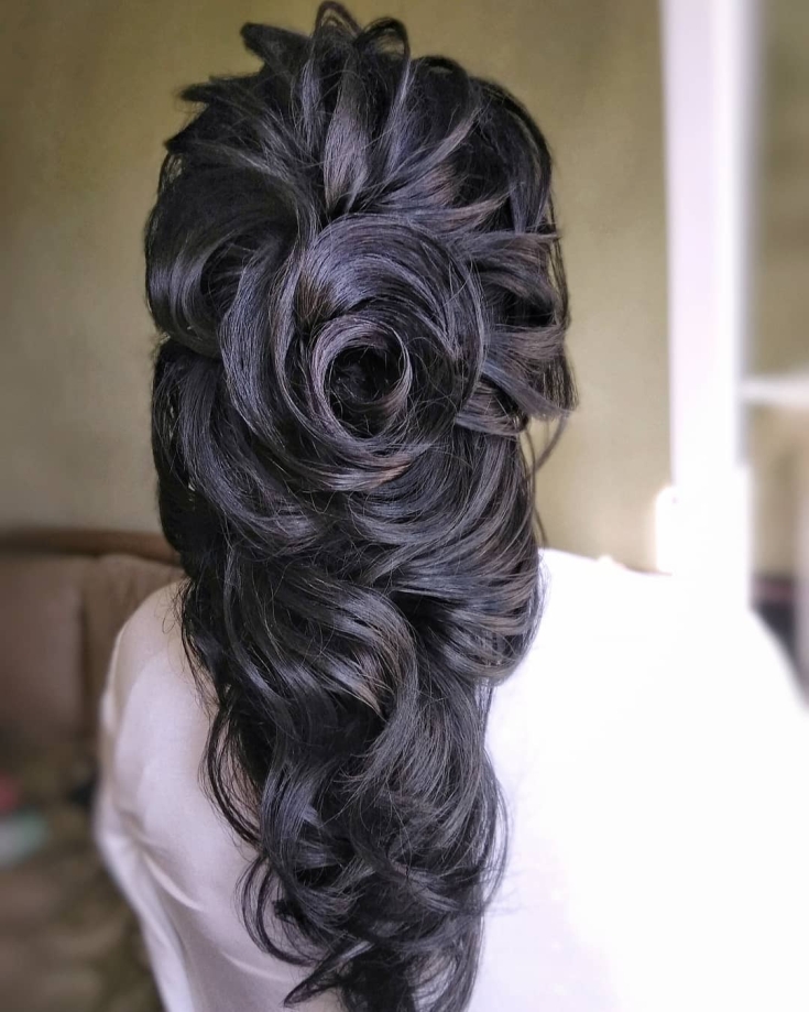 Couleur de cheveux noir cendré