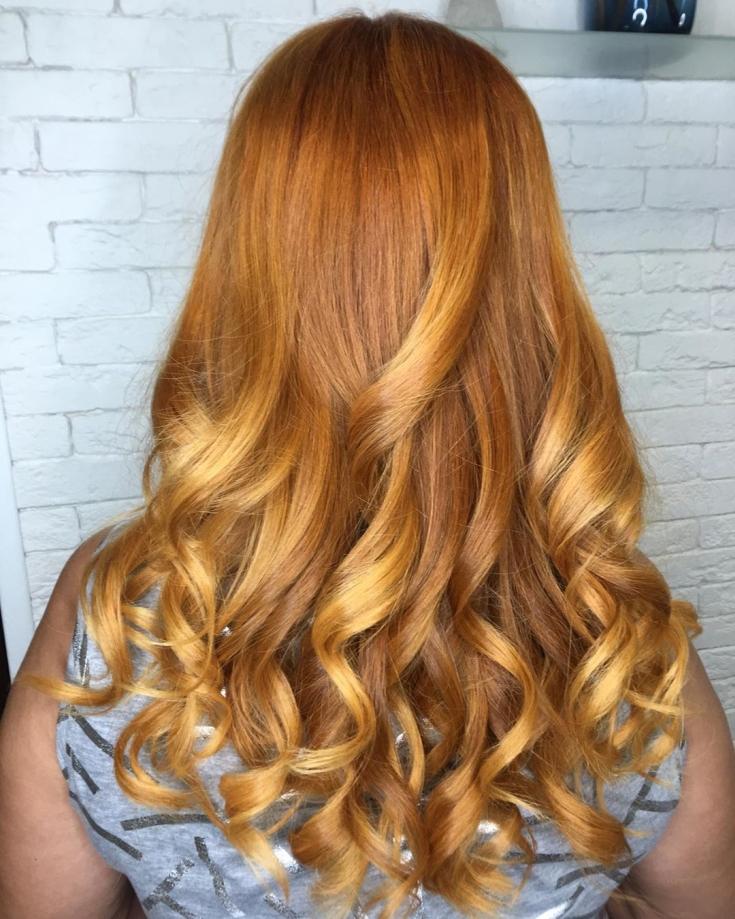 Couleur des cheveux châtain clair