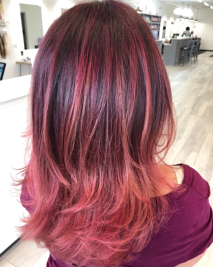 Couleur de cheveux en or rose