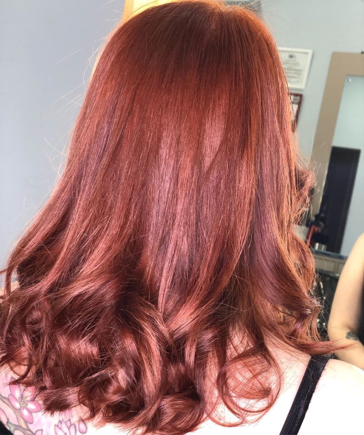 Couleur des cheveux châtain caramel