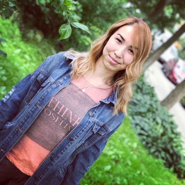 Couleur de cheveux claire pour les yeux bruns