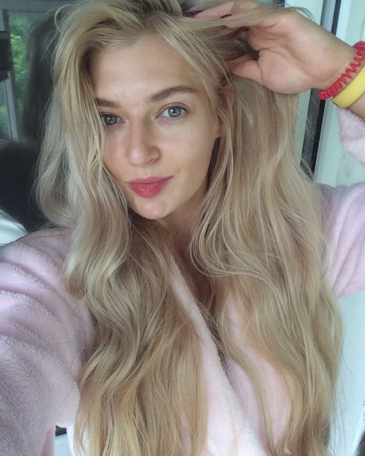 Couleur de cheveux claire pour les yeux bleus