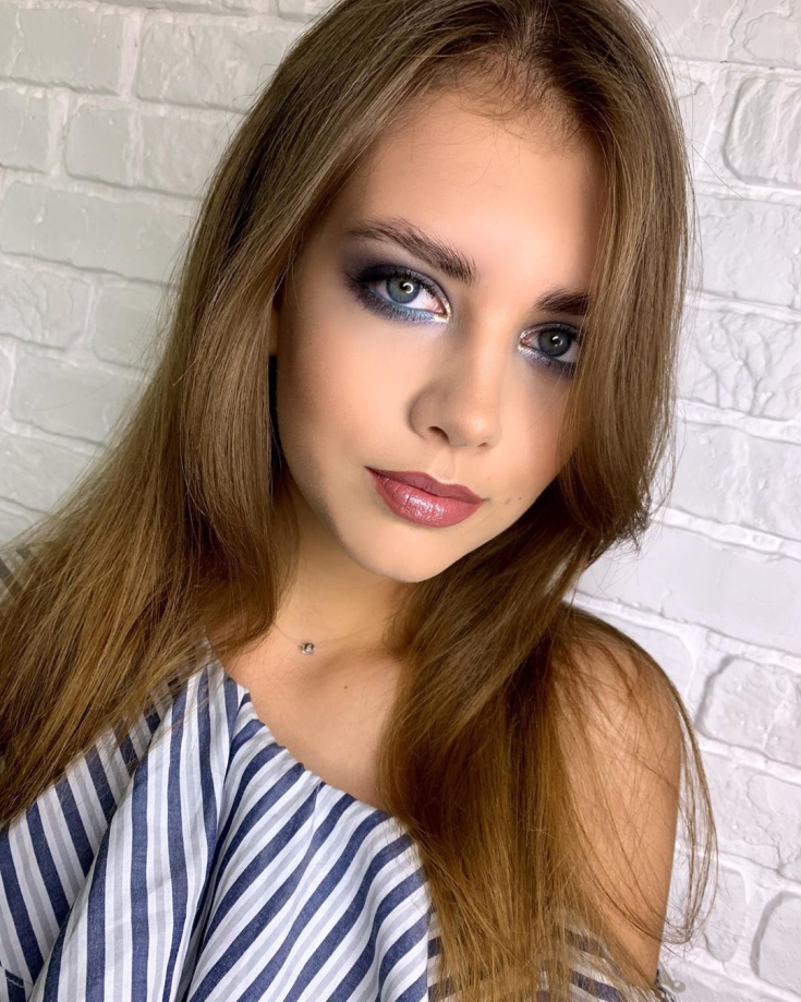 Couleur des cheveux châtain caramel