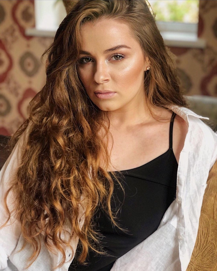 Couleur des cheveux châtain caramel