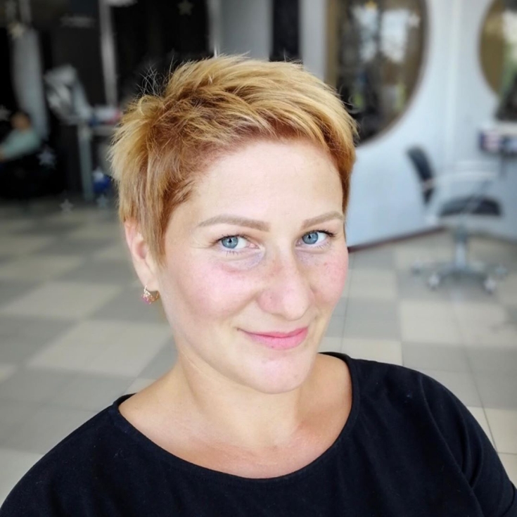 Couleur de cheveux claire pour les yeux bleus