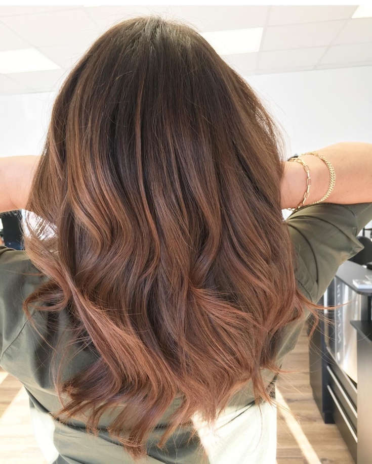 Couleur des cheveux châtain clair