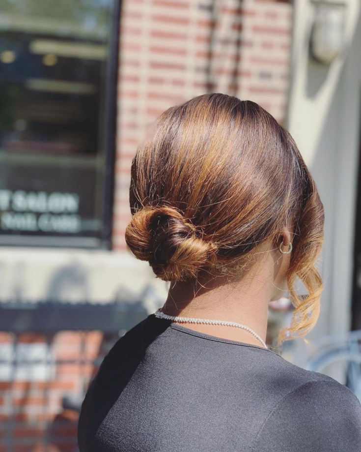 Couleur de cheveux brun doré
