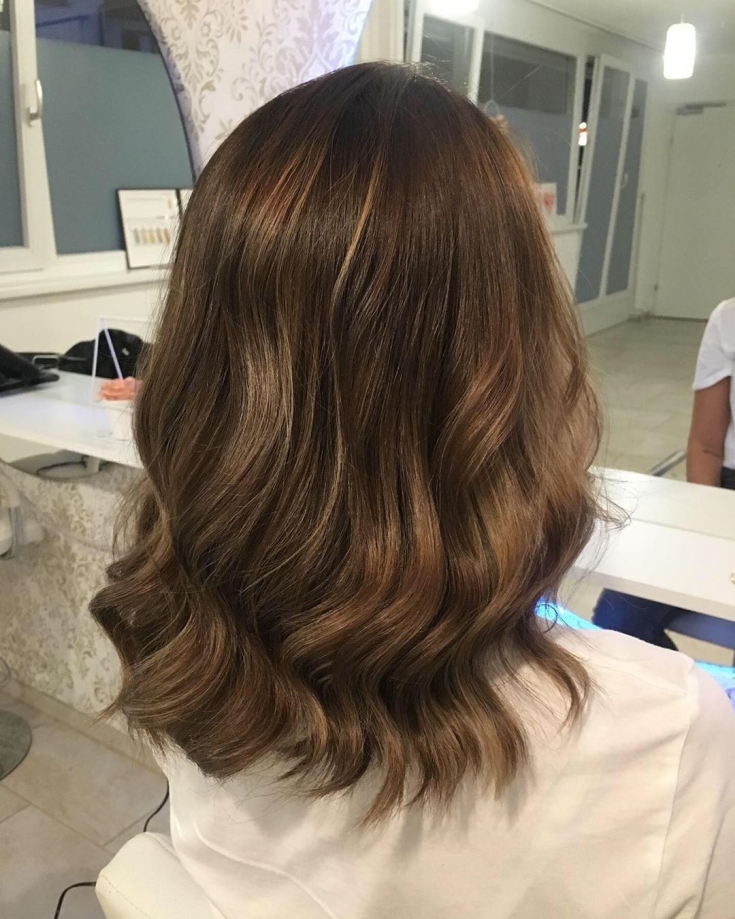 Photo couleur de cheveux châtain clair