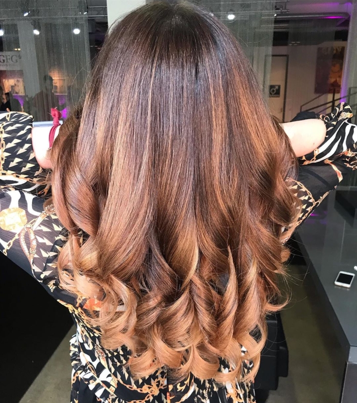Couleur des cheveux châtain clair