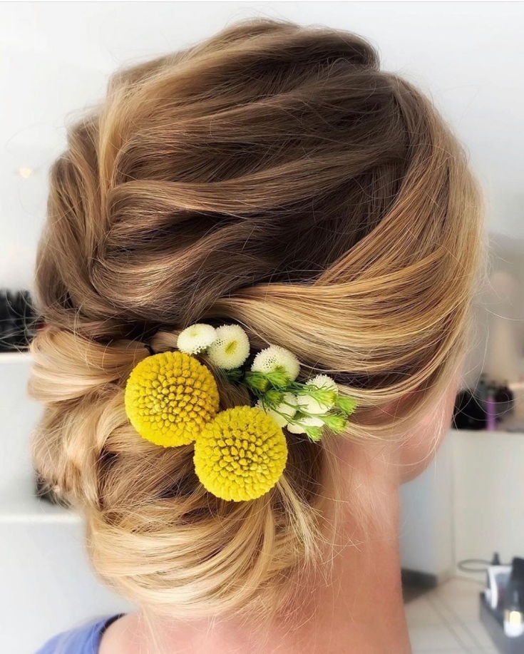 Couleur de cheveux brun doré